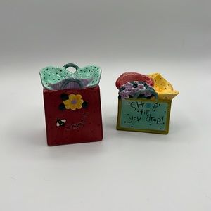 Salt and pepper shaker shopping bags one charge it one shop till you drop